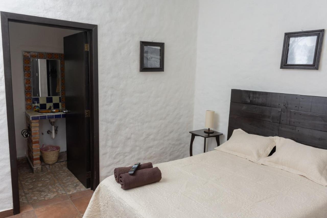 Hostal Maria Tepozteca Tepoztlán Buitenkant foto